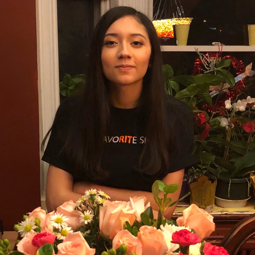 Meet your Posher, Mayra